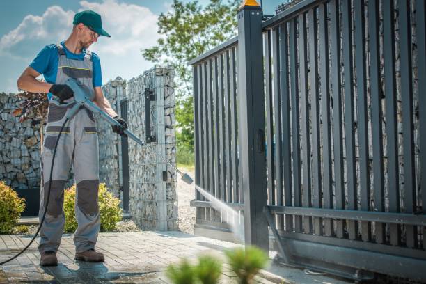 Best Animal Enclosure Cleaning  in Orangeville, UT